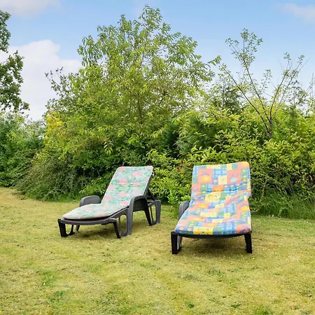 Дом отдыха Pet Friendly In With Wifi