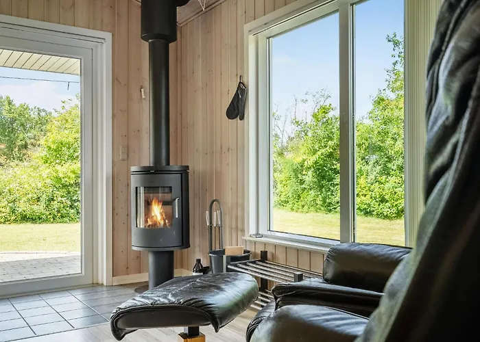 Pet Friendly In With Wifi Tarm